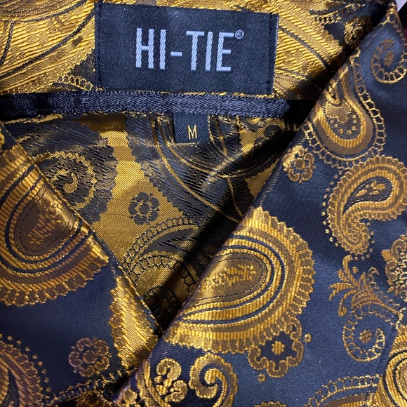 Hi Tie shirt size medium nwt - Picture 7 of 7